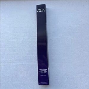 KEVYN AUCOIN UNFORGETTABLE LIP DEFINER - UNDRESSED